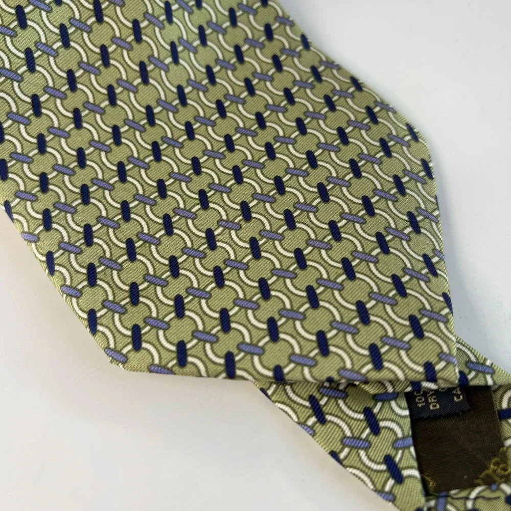 BR Silk Neck Tie Geometric Pattern Made in Italy EUC Green Blue‎ Cream